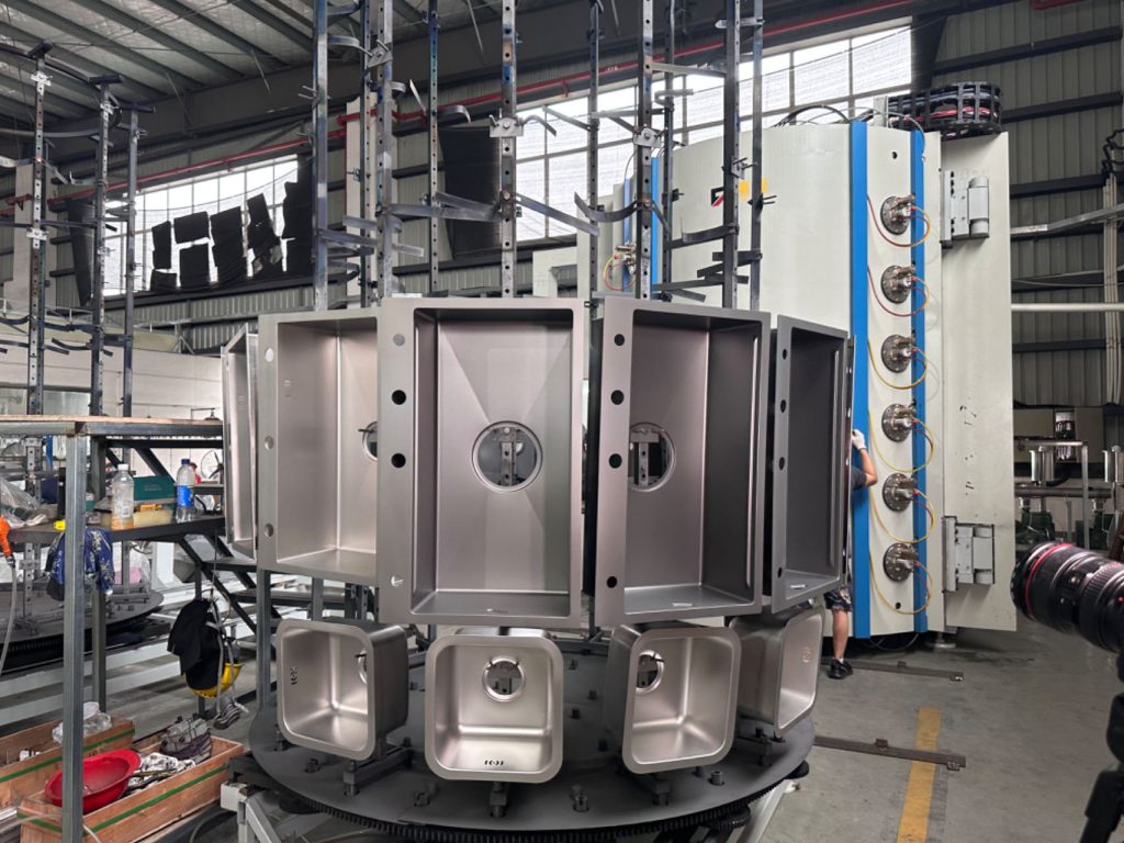 PVD machine to apply a vacuum coating on stainless steel